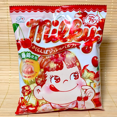 Celebrate 75 years of Milky! Fujiya Cherry Parfait chews feature a smooth cherry milk shell stuffed with real Sato Nishiki liquid fruit gelee. 62g.