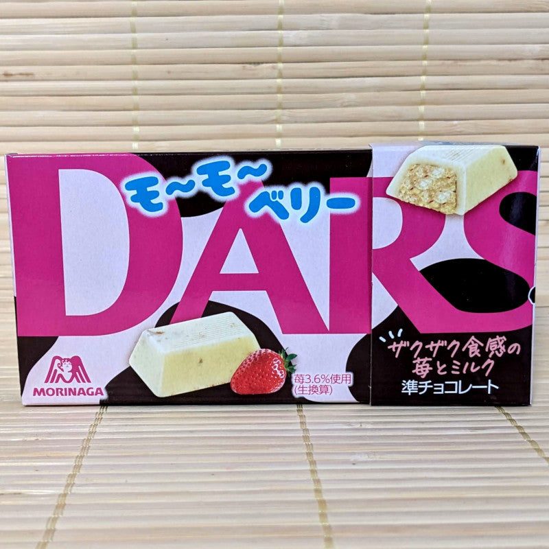 DARS Chocolate - Crunchy Strawberry White